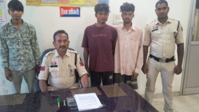 राजपत्रिका : बिलासपुर के तारबाहर थाना क्षेत्र में अंग्रेजी प्रीमियम शॉप से चोरी करने वाले तीन आरोपी गिरफ्तार… KSHITITECH