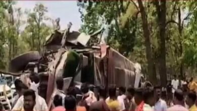राजपत्रिका : बलरामपुर में बड़ा हादसा, एक महिला बस के नीचे दब गई, 10 बस यात्री घायल… KSHITITECH