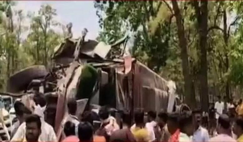 राजपत्रिका : बलरामपुर में बड़ा हादसा, एक महिला बस के नीचे दब गई, 10 बस यात्री घायल… KSHITITECH