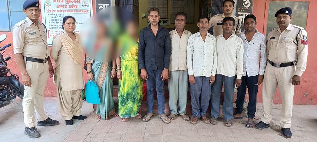 राजपत्रिका : बम्हनीडीह मे जमीन विवाद पर घर घुसकर मारपीट करने वाले 02 महिला सहित कुल 7 आरोपित गिरफ्तार KSHITITECH