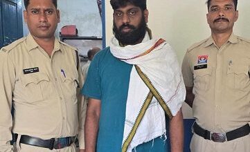 राजपत्रिका : शेयर ट्रेडिंग से पैसा कमाने का झांसा देकर धोखाधड़ी करने वाला फरार आरोपी इंदौर से गिरफ्तार… KSHITITECH