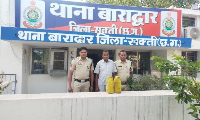 राजपत्रिका : सक्ती -विशेष अभियान के तहत अवैध शराब कोचियो के विरूध्द ताबातोड कार्यवाही कर 15 लीटर कच्ची महुआ शराब के साथ 1 आरोपी एवं 1 आरोपिया को गिरफ्तार कर जेल भेजा गया KSHITITECH