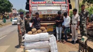 राजपत्रिका : अंतर्राज्यीय तस्करों को पुलिस ने किया गिरफ्तार, 20 लाख रुपए का गांजा जब्त KSHITITECH