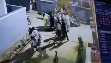 राजपत्रिका : लड़की ने बातचीत से किया इनकार, तो युवक ने परिवार वालों पर रॉड और चाकू से किया जानलेवा हमला… 3 लोग बुरी तरह घायल… KSHITITECH