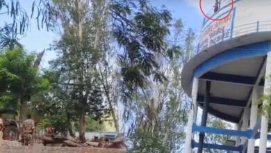 राजपत्रिका : लड़के के प्यार में पागल लड़की ने पानी के टंकी में चढ़कर किया जमकर बवाल… KSHITITECH