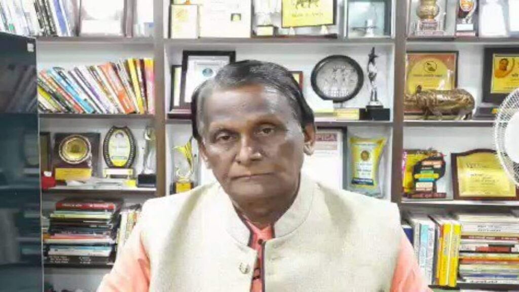 राजपत्रिका : पद्मश्री सुरेंद्र दुबे के निधन से छत्तीसगढ़ में शोक की लहर, अपनी हास्य कविताओं से देश-विदेश में दिल जीतने वाले कवि ने ली अंतिम सांस KSHITITECH