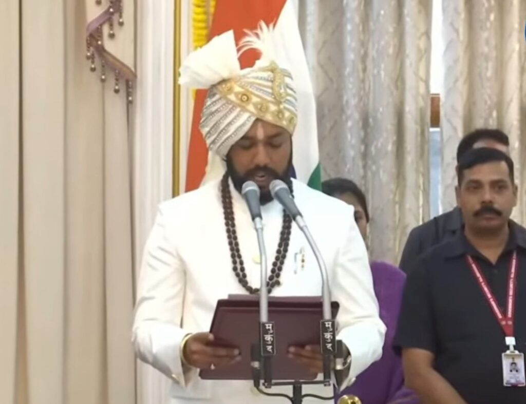 राजपत्रिका : छत्तीसगढ़ में मंत्रिमंडल का विस्तार, तीन नए चेहरे बने मंत्री, अब कुल 13 सदस्यीय परिषद KSHITITECH