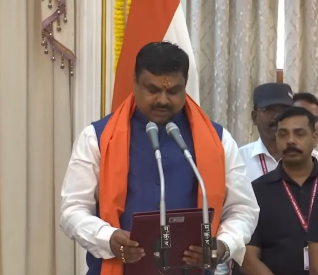 राजपत्रिका : छत्तीसगढ़ में मंत्रिमंडल का विस्तार, तीन नए चेहरे बने मंत्री, अब कुल 13 सदस्यीय परिषद KSHITITECH
