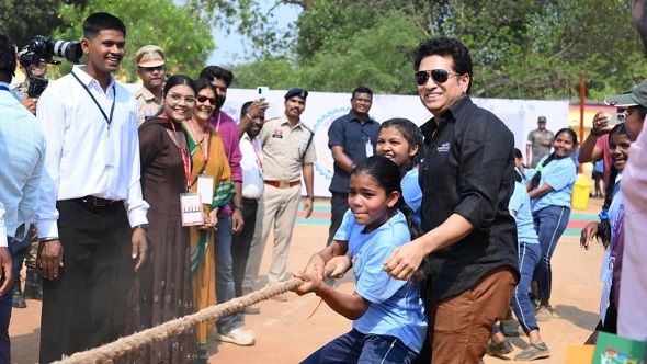 राजपत्रिका : माँ दंतेश्वरी की धरा पर सचिन तेंदुलकर का आगमन, ‘मैदान कप अभियान’ से जनजातीय बच्चों को नई उड़ान KSHITITECH